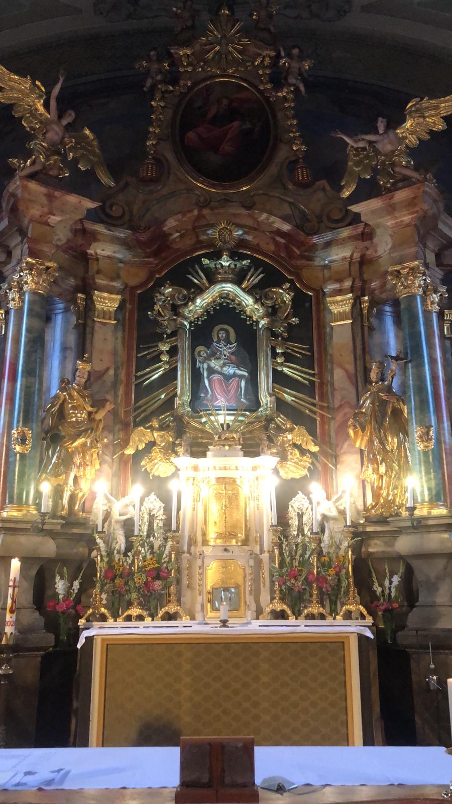 Hochaltar in Wildalpen / Frater Rupert Schwarz OSB Pfarre Wildalpen